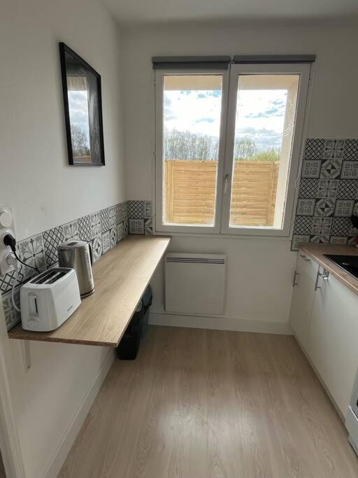 Petite Maison Cosy En Campagne Neuilly  Eksteriør bilde